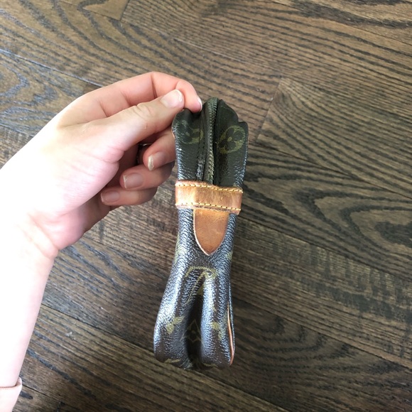 SOLD - Picture 3 of 8